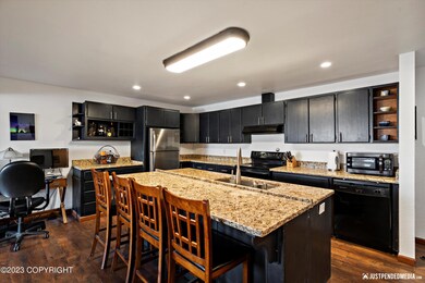 Kitchen/Dining