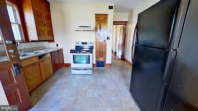 607 3rd St, Hanover, PA 17331 - photo 5