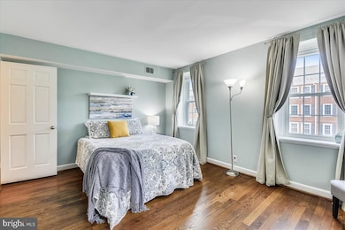 3057 S Buchanan St unit B1, Arlington, VA 22206 - photo 7