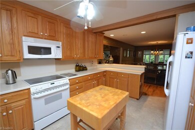 513 Pinewood Rd, Asheboro, NC 27205 - photo 6