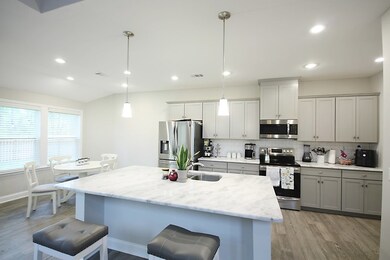 9921 Woodland Creek Ct, Columbus, GA 31820 - photo 7