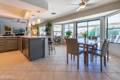 9831 W Lindgren Ave, Sun City, AZ 85373 - photo 5