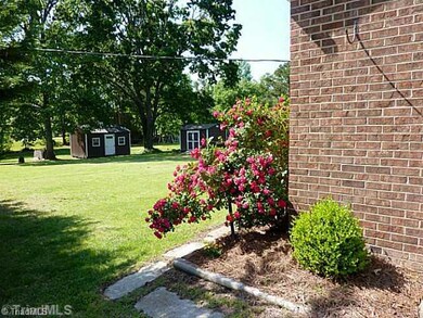 5804 Siler Rd, Greensboro, NC 27406 - photo 7