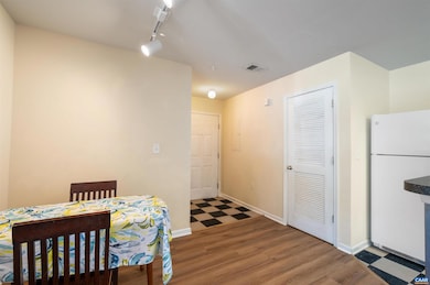 195 Yellowstone Dr unit 103, Charlottesville, VA 22903 - photo 5