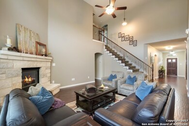 10602 Carmona, Helotes, TX 78023 - photo 7