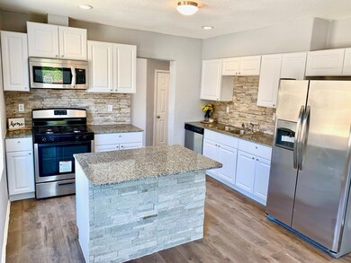 3417 Morehead Ave, El Paso, TX 79930 - photo 2