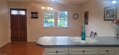 411 Chaney Rd, Asheboro, NC 27205 - photo 4