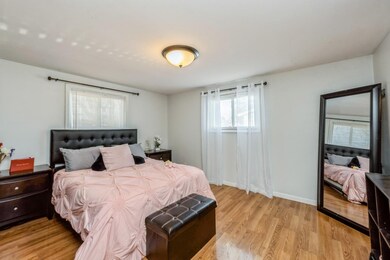 1544 Amarillo Dr, Carpentersville, IL 60110 - photo 6