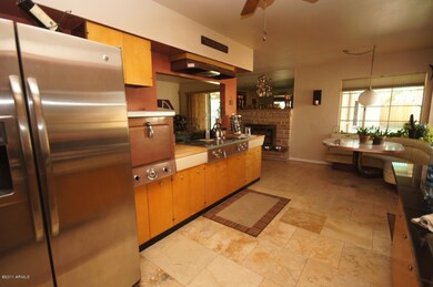 Kitchen 1