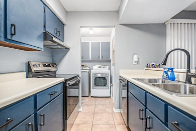 250 El Dorado Blvd unit 223, Webster, TX 77598 - photo 6