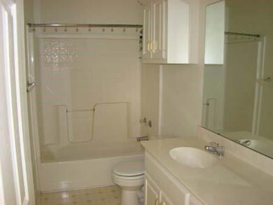 215 N Dallas St unit C, Ennis, TX 75119 - photo 6