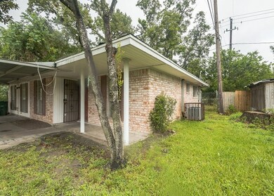 1806 Mosher Ln, Houston, TX 77088 - photo 5
