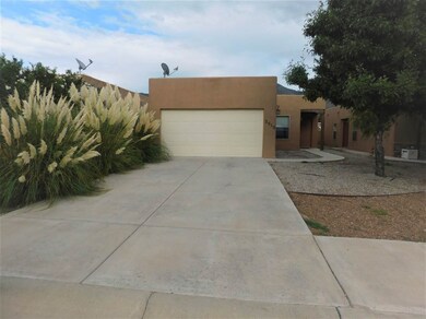 2613 Las Alturas Ct, Alamogordo, NM 88310 - photo 2