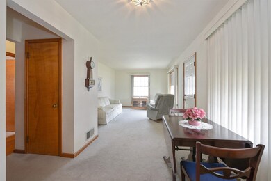 2837 Franklin St, Highland, IN 46322 - photo 3