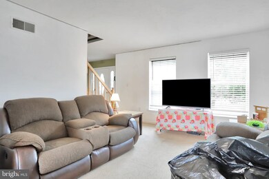 1852 Wood Duck Dr E, Chambersburg, PA 17202 - photo 3