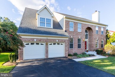 7716 White Willow Ct, Springfield, VA 22153 - photo 2