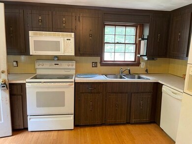 21 Owls Head Bluff Rd, Pembroke, MA 02359 - photo 7