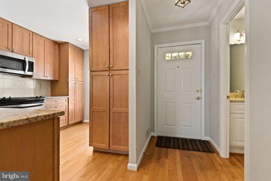 1005 N Daniel St unit A, Arlington, VA 22201 - photo 4