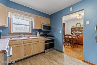 315 Schodack Dr, Castleton On Hudson, NY 12033 - photo 6