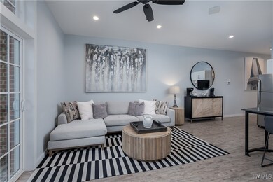 2529 University Blvd unit 7, Tuscaloosa, AL 35401 - photo 4