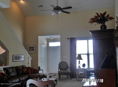 9012 Teak Dr, Louisville, KY 40228 - photo 2