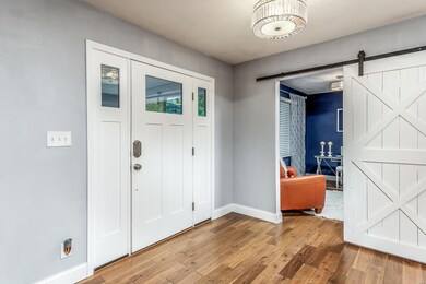 313 Bill Lou Dr, Collinsville, IL 62234 - photo 2