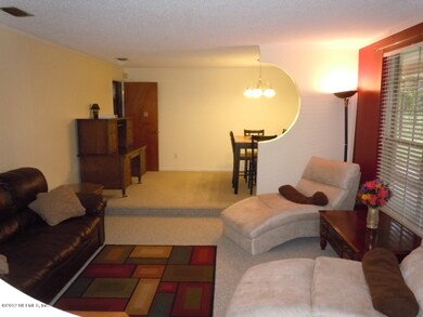 10911 Pine Estates Rd W, Jacksonville, FL 32218 - photo 7