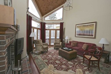 256 Crawford Ridge Rd unit 5, Jefferson, NH 03583 - photo 2