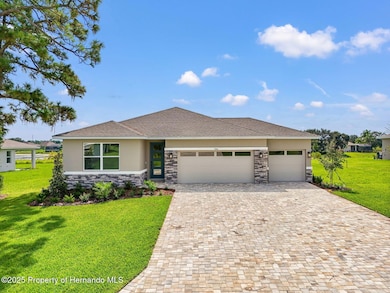 9196 Players Dr, Weeki Wachee, FL 34613 - photo 2