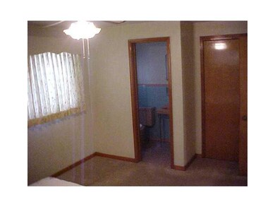 403 Augusta St, Pittsburgh, PA 15211 - photo 6