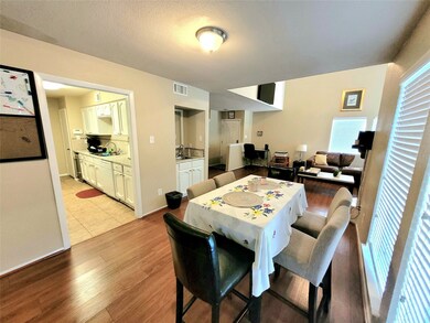 7867 Green Lawn Dr unit 7867, Houston, TX 77088 - photo 6