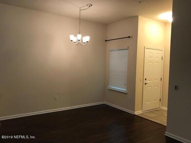 117 Golden Lake Entry