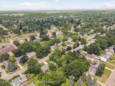 05-607-S-Dibble-Blvd-Lansing-MI-48917-Wi