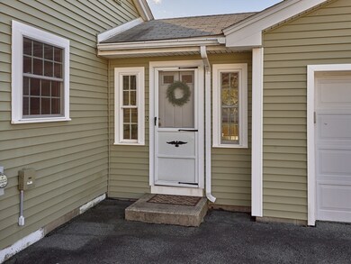 26 Ebenezer St, Worcester, MA 01604 - photo 4