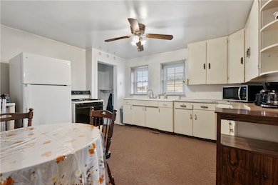 1212 Covert St, Aliquippa, PA 15001 - photo 7