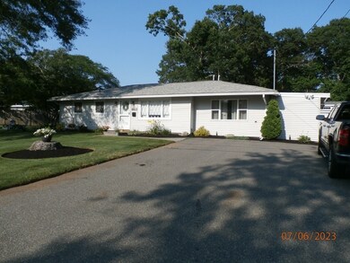 27 Connell Ave, Brockton, MA 02302 - photo 2