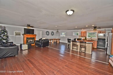 4103 Manor Dr, Stroudsburg, PA 18360 - photo 4