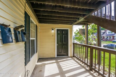 018-photo-front-entrance-12723924