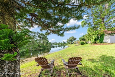 466 Carmel Dr, Melbourne, FL 32940 - photo 3