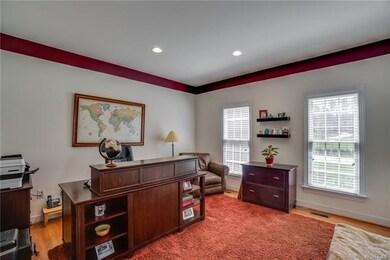 Convenient 1st floor Study with built-ins (on faci