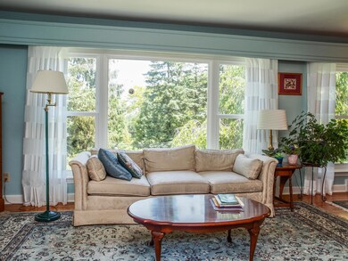 1020 Conwell St, Stroudsburg, PA 18360 - photo 5