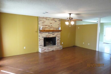 11120 Chester Lee Rd, Picayune, MS 39466 - photo 4