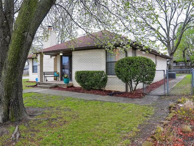 Side view from Poplar Str.