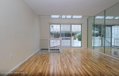 75 Chesebrough St, Staten Island, NY 10312 - photo 5
