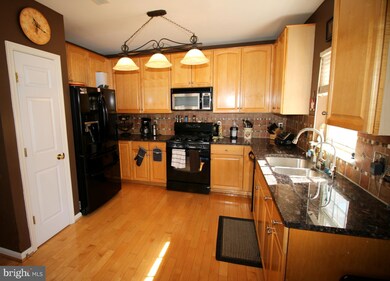 43441 Parish St, Chantilly, VA 20152 - photo 5