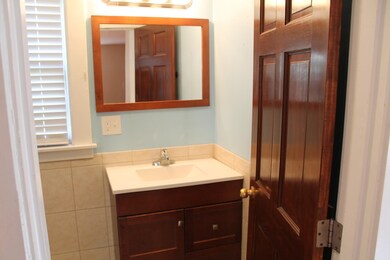 38 School St, Lincoln, NH 03251 - photo 7