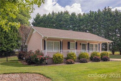 228 Scotts Creek Rd, Statesville, NC 28625 - photo 2