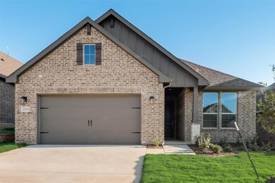 3516 Austin St, Gainesville, TX 76240 - photo 2