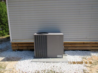 2988 5 Points Rd, Cottondale, FL 32431 - photo 7