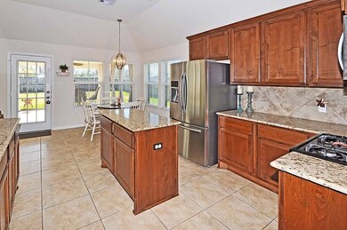 3230 El Camino St, Bay City, TX 77414 - photo 2